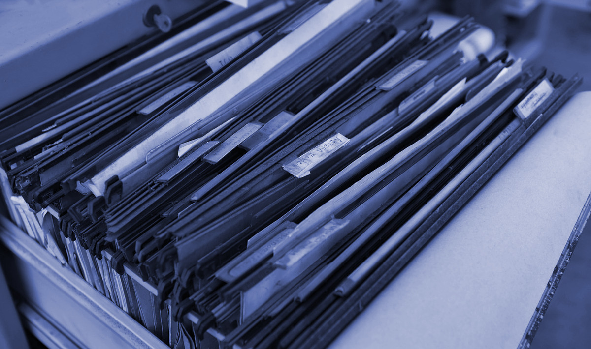 Carpetas colgantes con visor